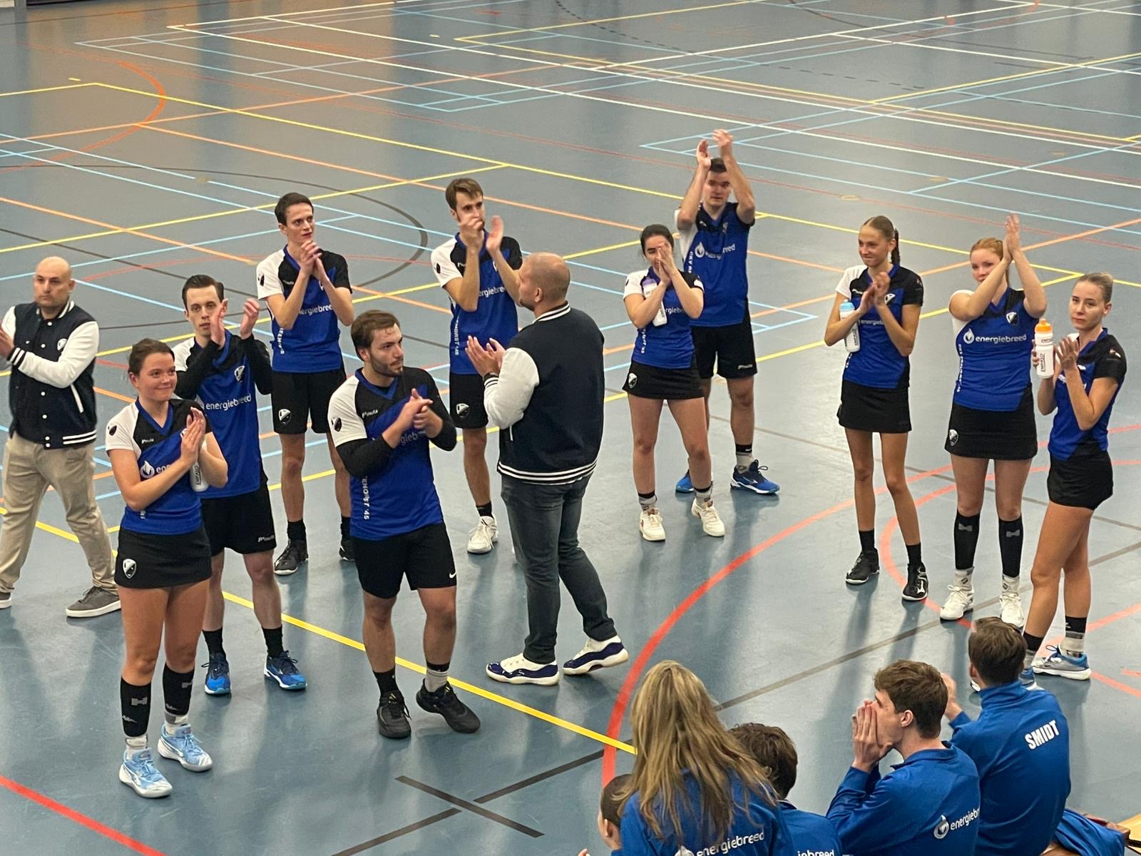 Reehorst ‘45 vist achter het net in weerzien met DOS-WK